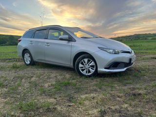 Toyota Auris foto 4