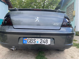 Peugeot 407 foto 7