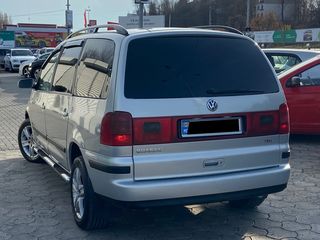 Volkswagen Sharan foto 5