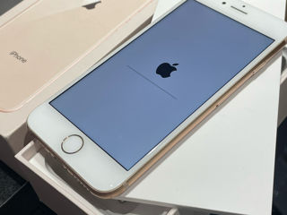 iPhone 8 ,Gold 64GB