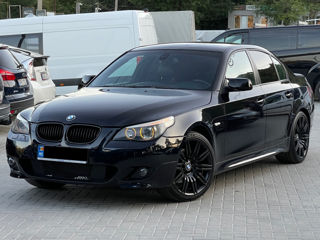 BMW 5 Series foto 1