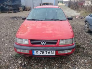 Volkswagen Passat foto 2