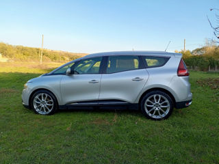 Renault Grand Scenic foto 8