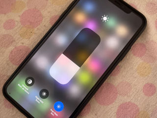 Urgent iPhone 11 Pro Max foto 2