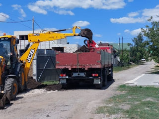 Servicii de transport cu manipulator și basculanta 26 tone + excavator foto 3