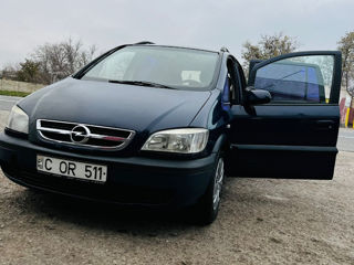 Opel Zafira foto 4