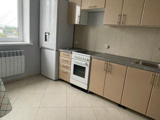 Apartament cu 2 camere, 52 m², Poșta Veche, Chișinău foto 3