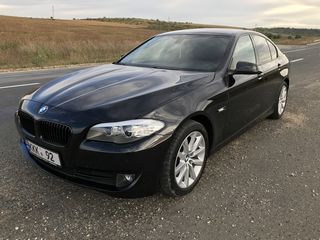 BMW 5 Series foto 1