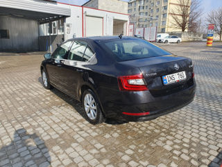 Skoda Octavia foto 3