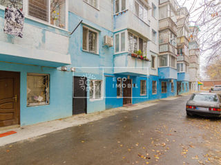 Apartament cu 5 camere sau mai multe, 85 m², Buiucani, Chișinău foto 8