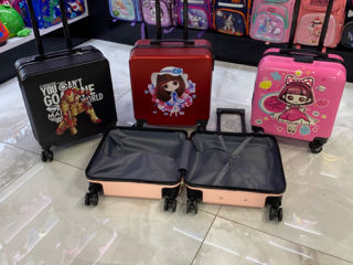 Огромный выбор детских чемоданчиков  на колесах и рюкзачков от фирмы Pigeon!! foto 6