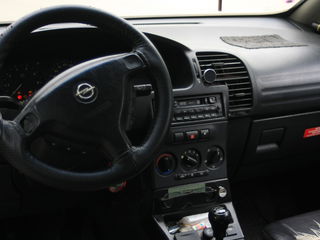 Opel Zafira foto 10