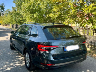 Skoda Superb foto 4