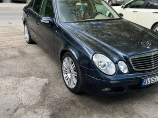 Mercedes E-Class foto 4