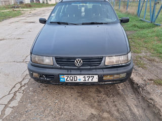 Volkswagen Passat foto 1