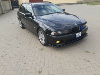 BMW 5 Series foto 3