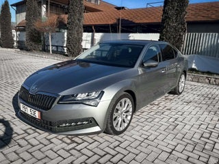 Skoda Superb foto 5