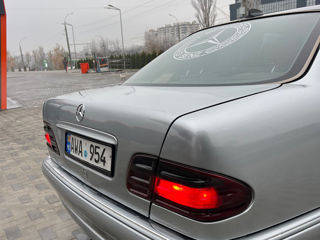 Mercedes E-Class foto 6