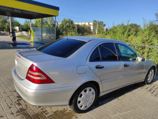 Mercedes C-Class