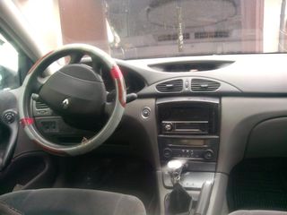 Renault Laguna foto 4