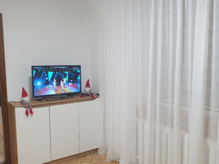 Apartament cu 2 camere, 53 m², Botanica, Chișinău foto 1