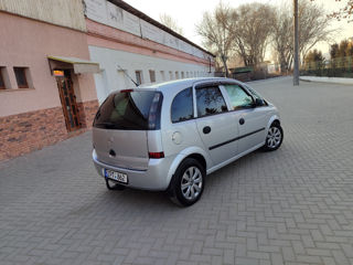 Opel Meriva foto 8