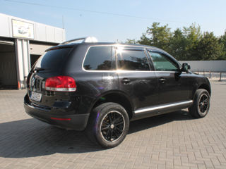 Volkswagen Touareg foto 4