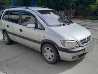 Opel Zafira foto 3