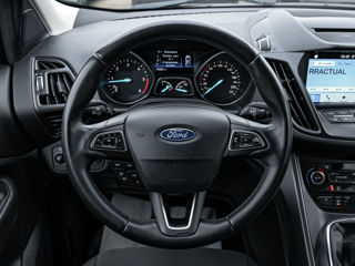 Ford Kuga foto 10