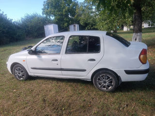 Renault Clio Symbol foto 3