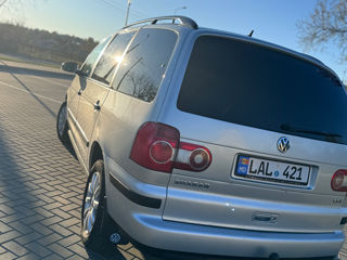 Volkswagen Sharan foto 4