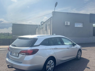 Opel Astra фото 4