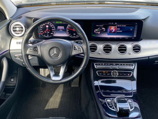 Mercedes E-Class foto 7