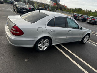 Mercedes E-Class foto 2