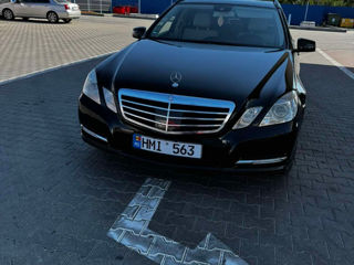 Mercedes E-Class foto 2