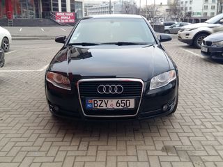 Audi A4 foto 1