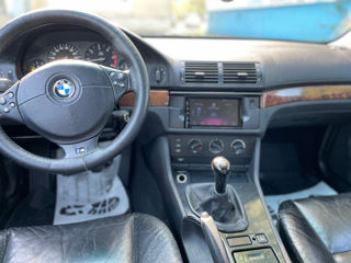 BMW 5 Series foto 6