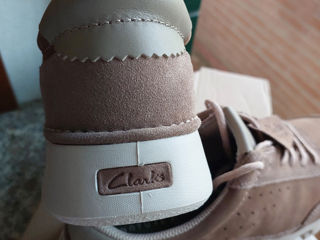 Clarks foto 2