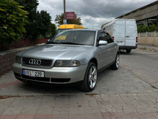 Audi A4 foto 6