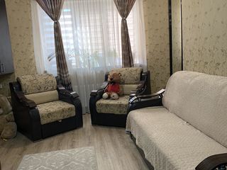 Apartament cu 2 camere, 56 m², Centru, Chișinău foto 2