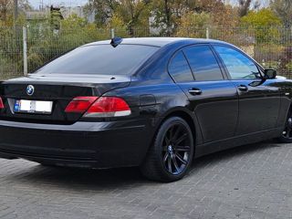 BMW 7 Series foto 4