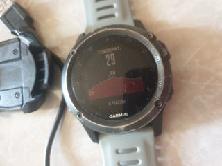 Garmin Fenix 3 с зарядкой