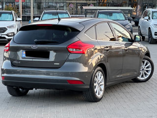 Ford Focus foto 5