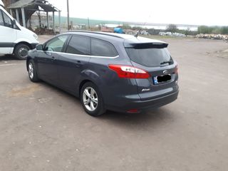 Ford Focus Wagon foto 6