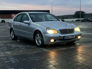 Mercedes C-Class