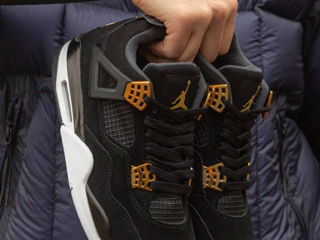 Nike Air Jordan 4 Retro Royalty Unisex foto 3