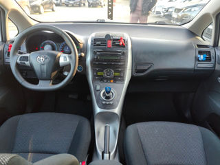 Toyota Auris foto 8