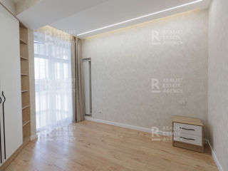 Apartament cu 2 camere, 75 m², Centru, Chișinău foto 8