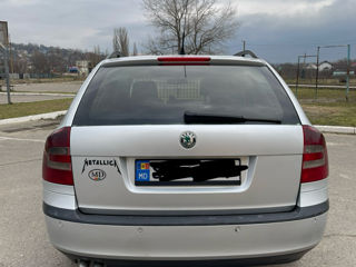 Skoda Octavia foto 2