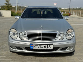 Mercedes E-Class foto 5